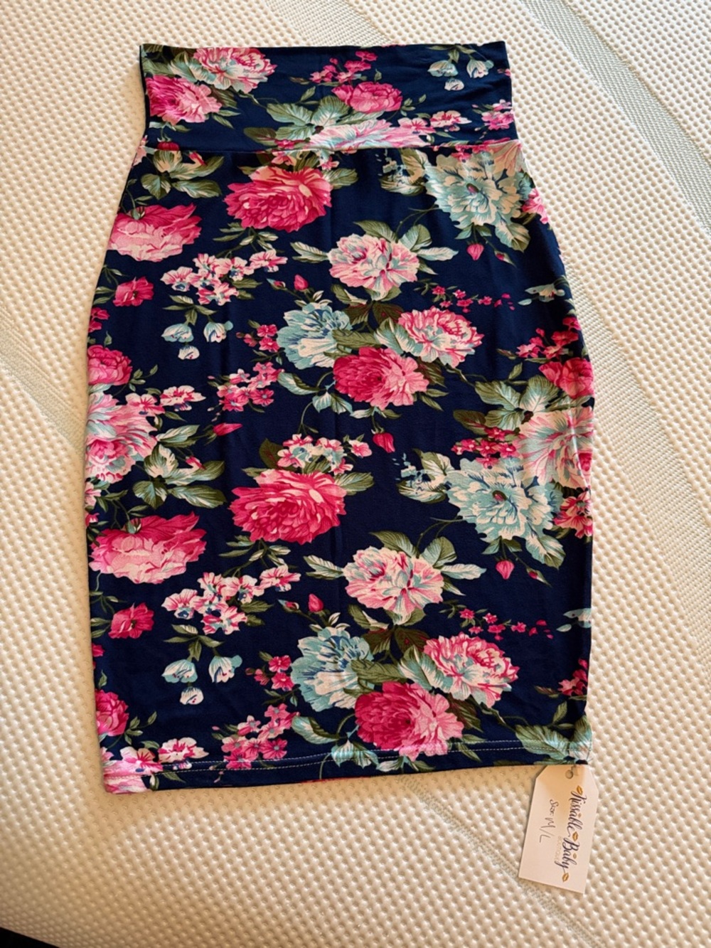Navy Floral Pencil Skirt with Pink & Aqua Blooms M/L NWT - Picture 4 of 4